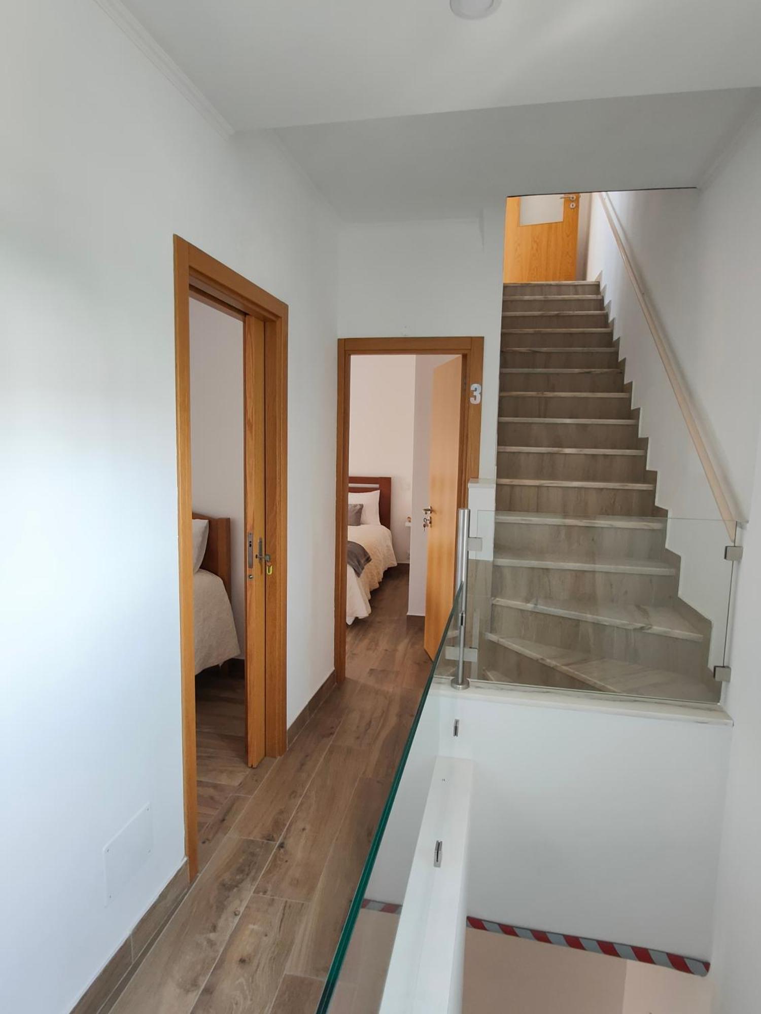 Casa Da Avo - City Center - Private Bedrooms ลากอส ภายนอก รูปภาพ