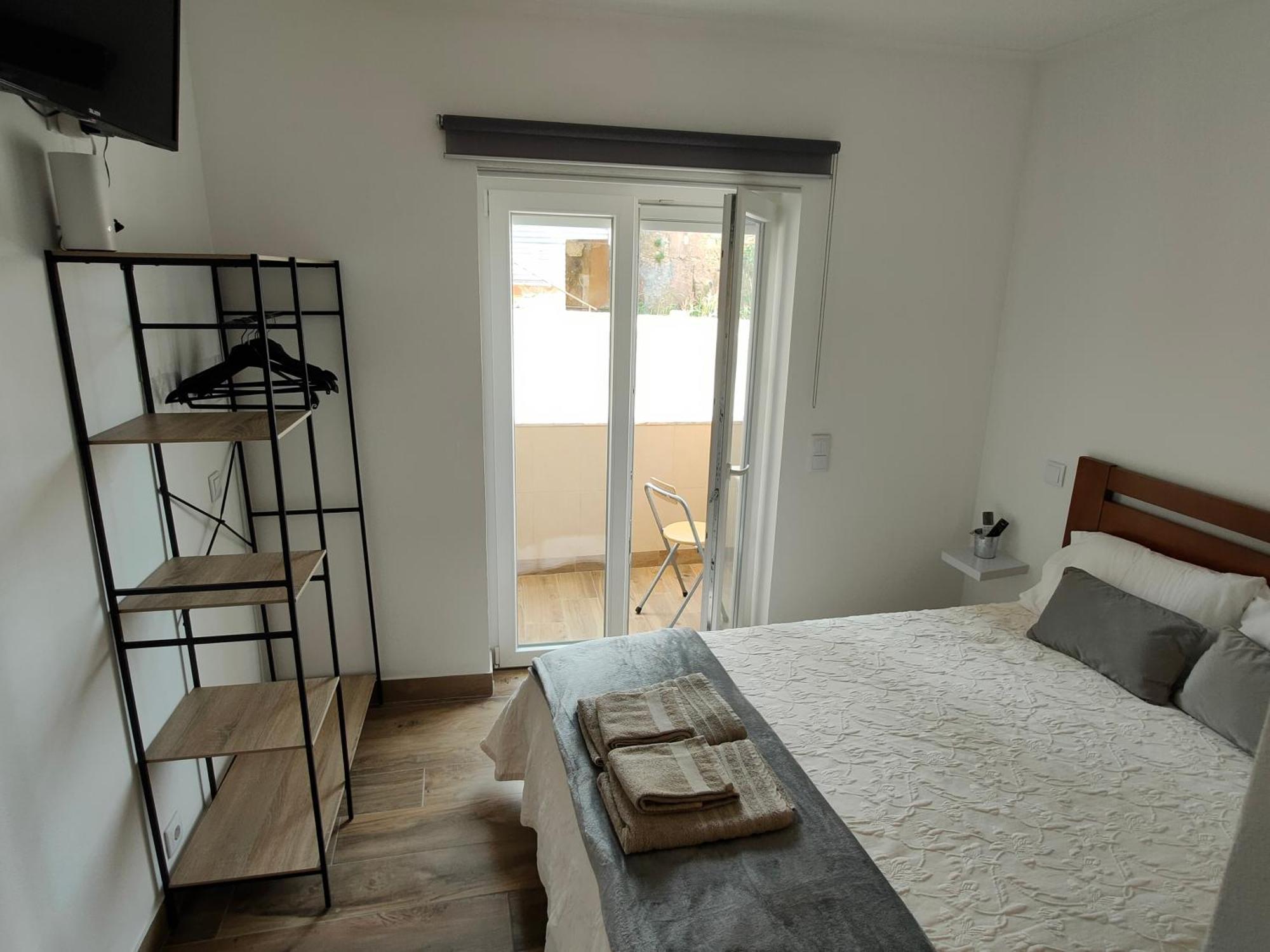Casa Da Avo - City Center - Private Bedrooms ลากอส ห้อง รูปภาพ