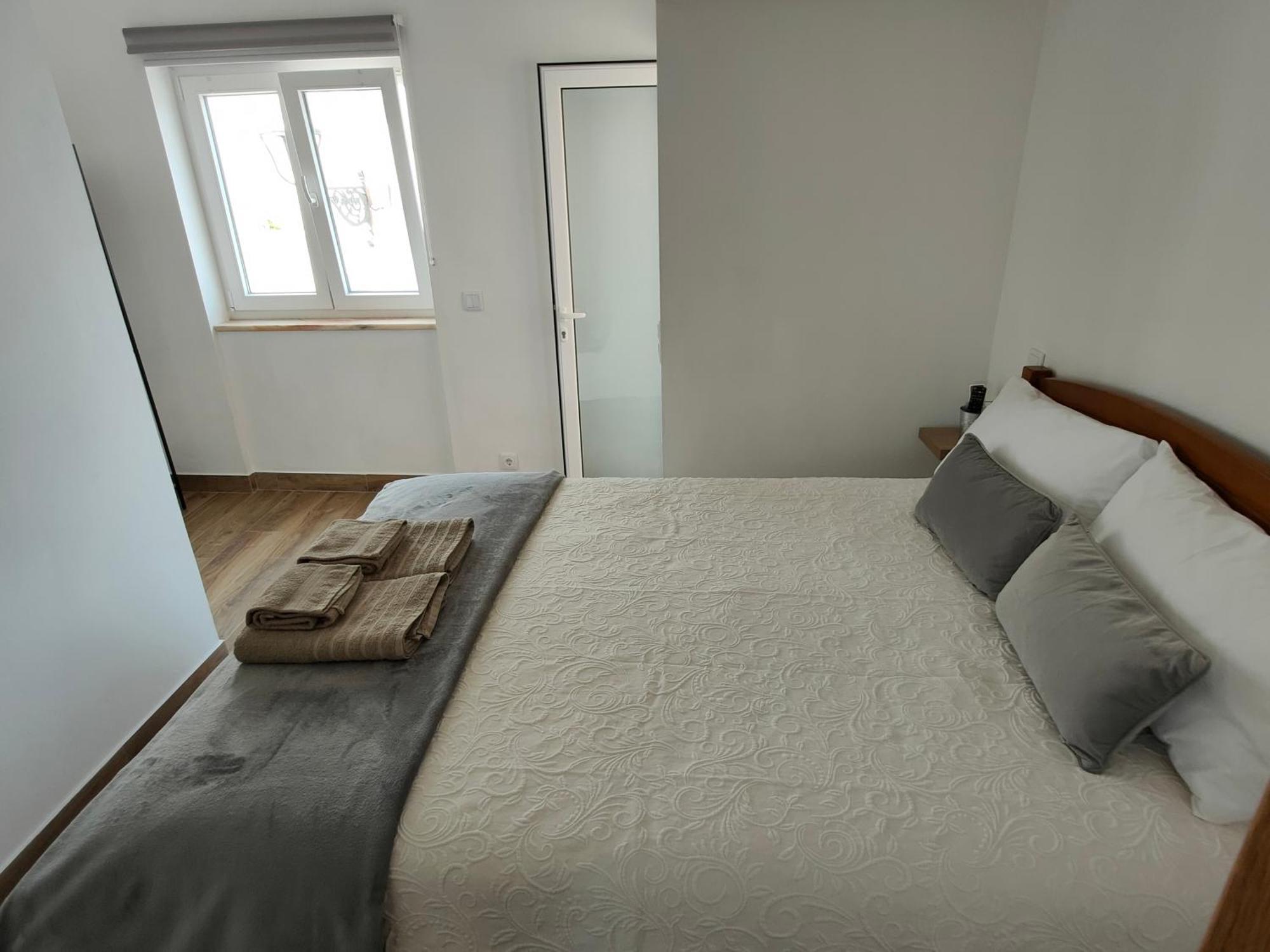 Casa Da Avo - City Center - Private Bedrooms ลากอส ห้อง รูปภาพ