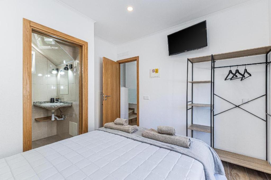 Casa Da Avo - City Center - Private Bedrooms ลากอส ห้อง รูปภาพ